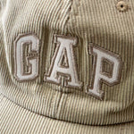Load image into Gallery viewer, Vintage GAP Snapback
