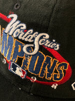 Load image into Gallery viewer, Vintage 1998 New York Yankees Snapback Hat

