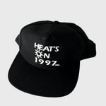 Load image into Gallery viewer, Vintage 1997 Snapback
